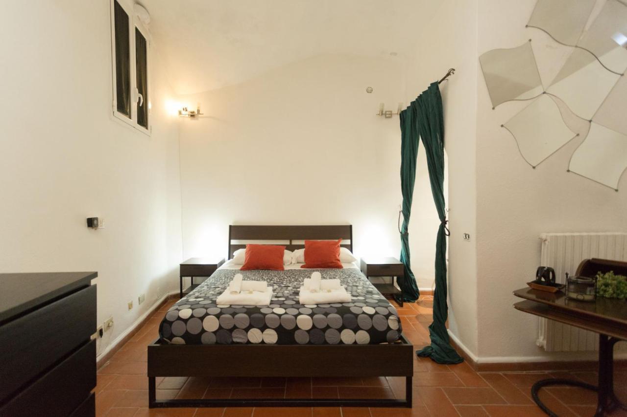 Roman Grotto Experience 5Pax Екстер'єр фото