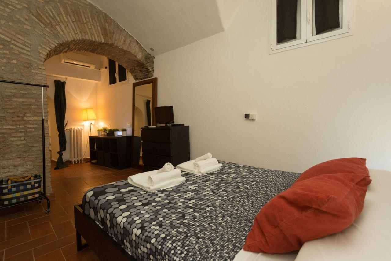 Roman Grotto Experience 5Pax Екстер'єр фото