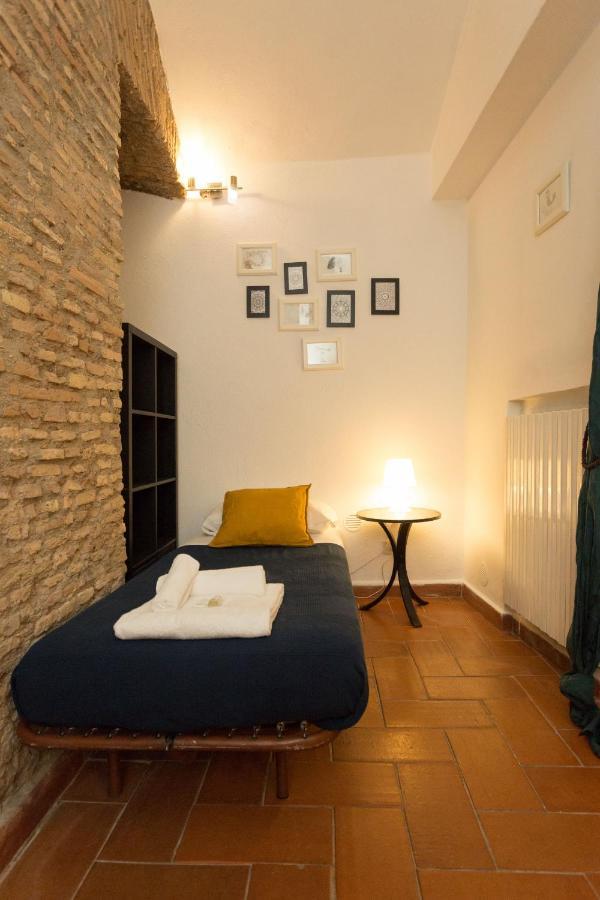 Roman Grotto Experience 5Pax Екстер'єр фото